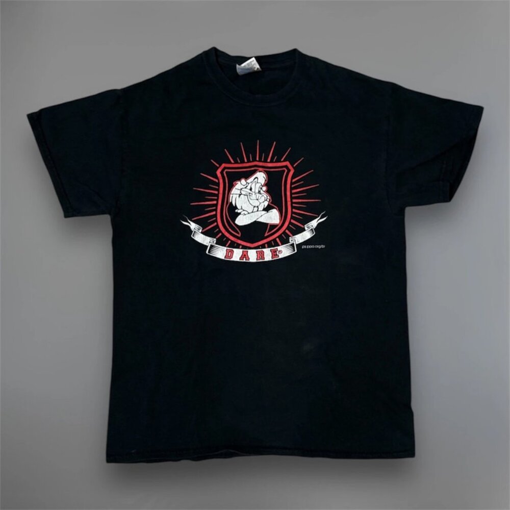 90s Vintage D.A.R.E T-shirt MEDIUM